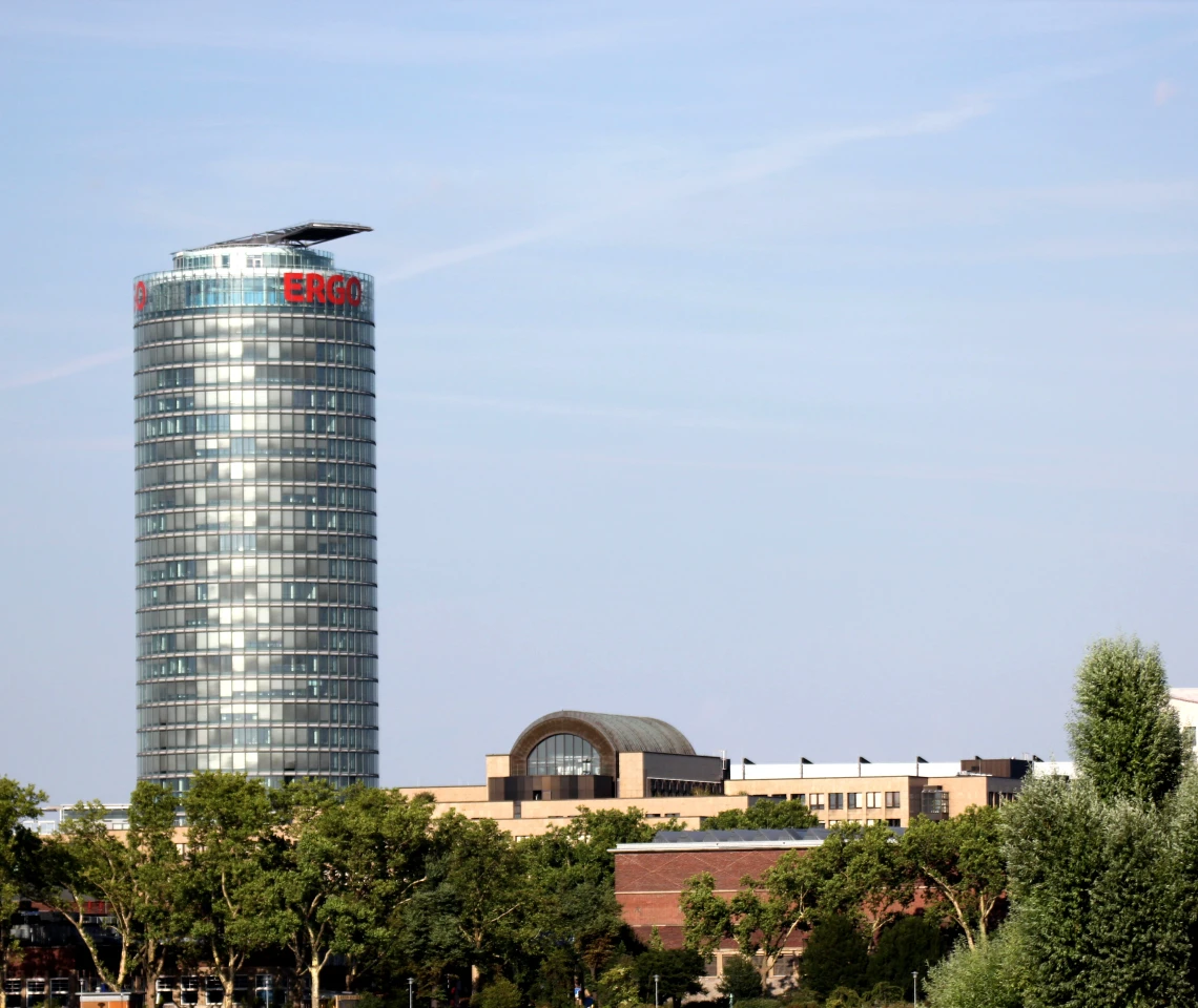 ERGO: Digital Insurance Contract Platform