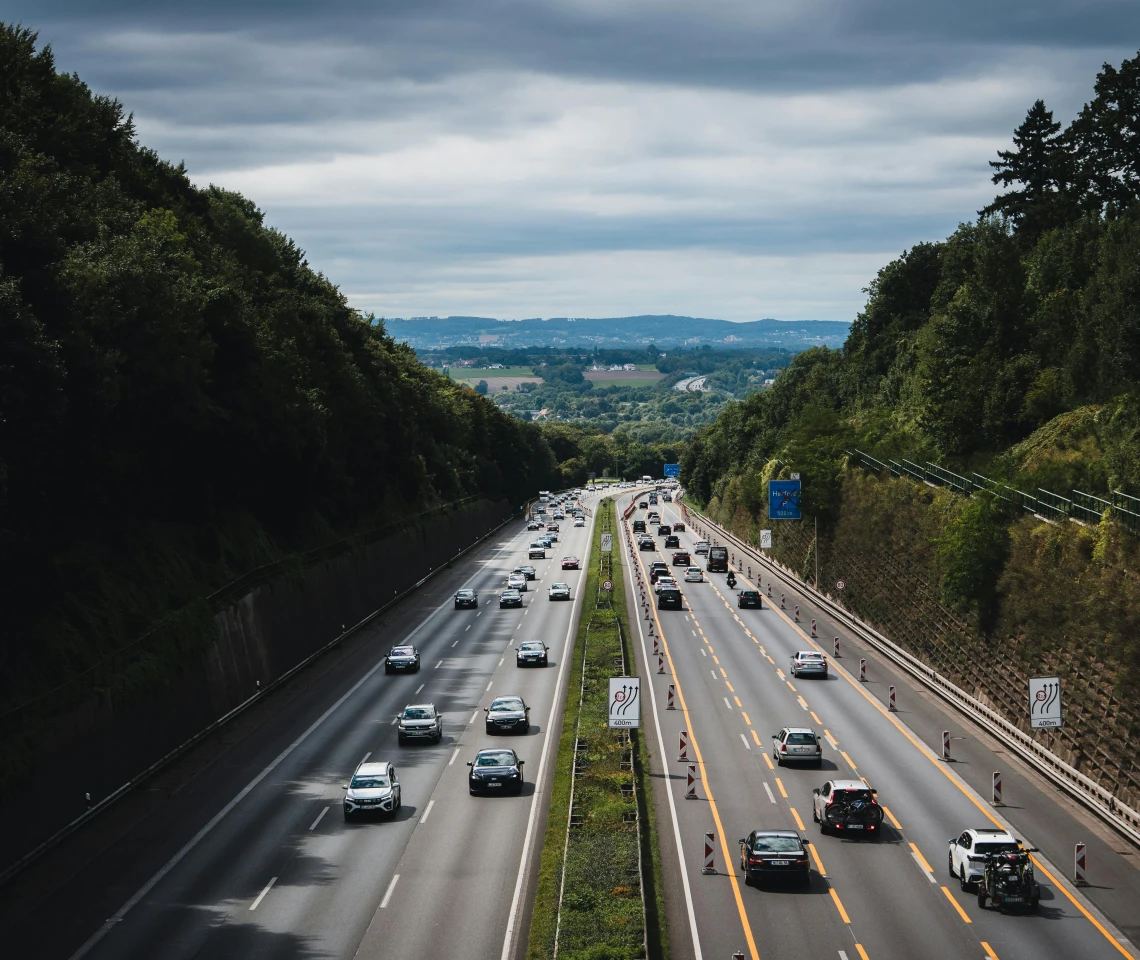 IoT System for Mobile LED Traffic Warning Systems